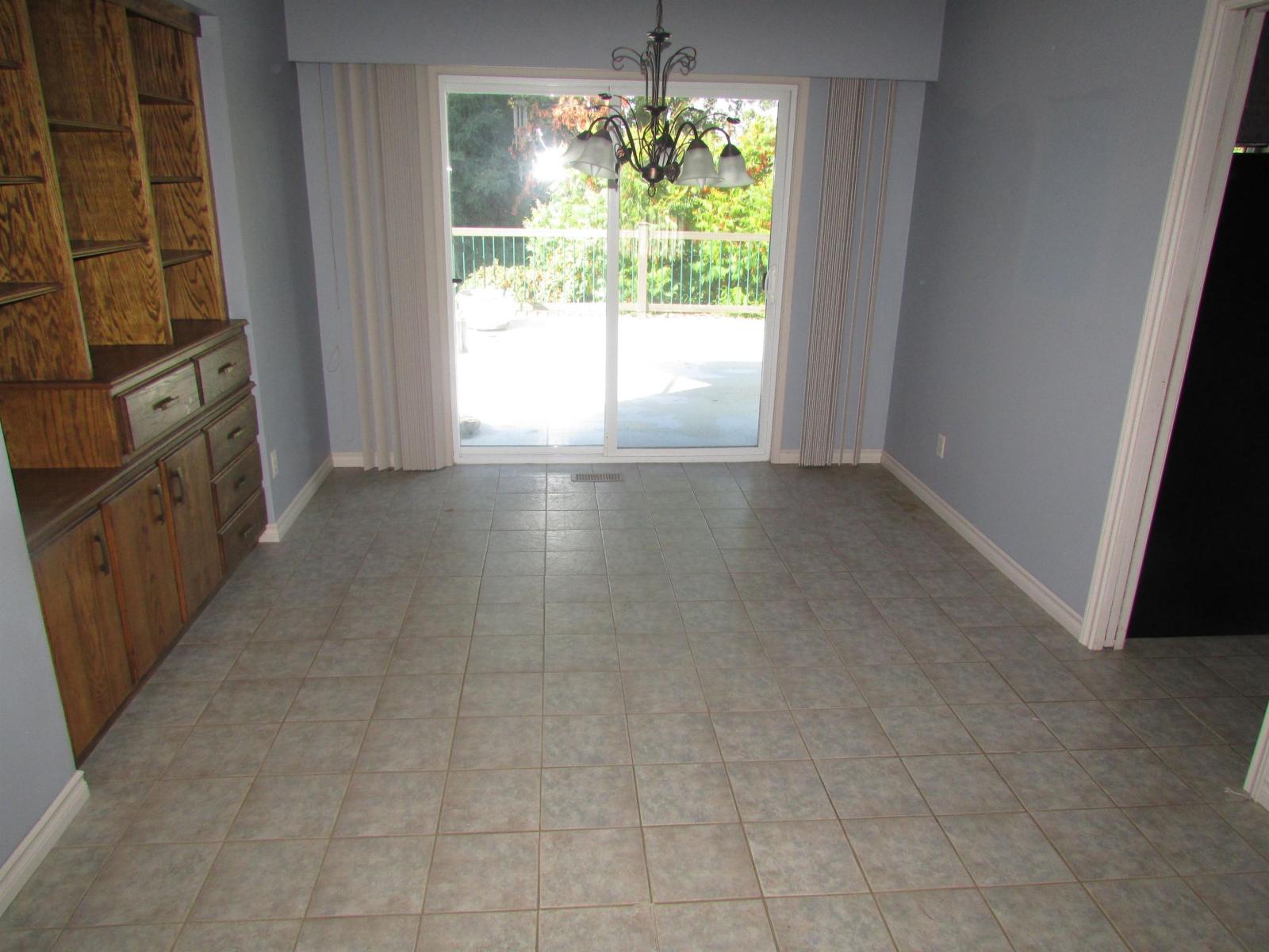 2475 Sugarpine Street, Abbotsford, British Columbia  V2T 3M7 - Photo 5 - R3170225