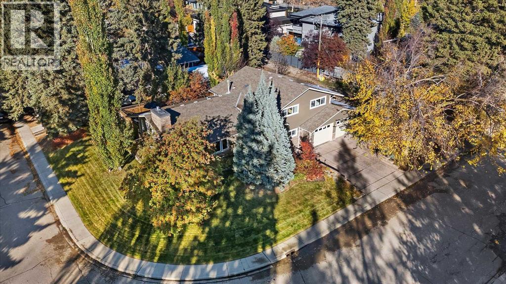 6526 Laurentian Way SW, Calgary, Alberta  T3E 5N3 - Photo 38 - A2353256