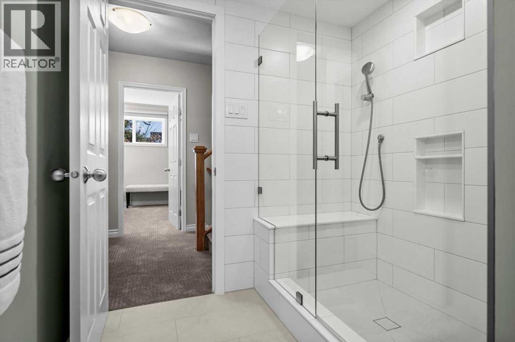 6526 Laurentian Way SW, Calgary, Alberta  T3E 5N3 - Photo 27 - A2353256