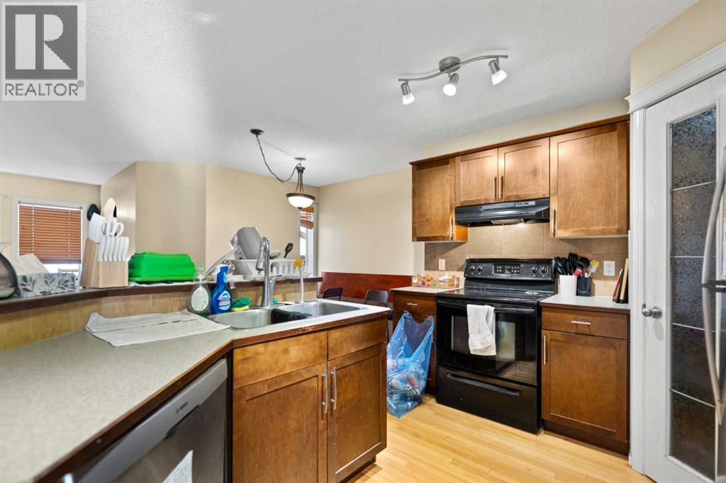 195 Cranberry Close SE, Calgary, Alberta  T3M 0B5 - Photo 10 - A2353836