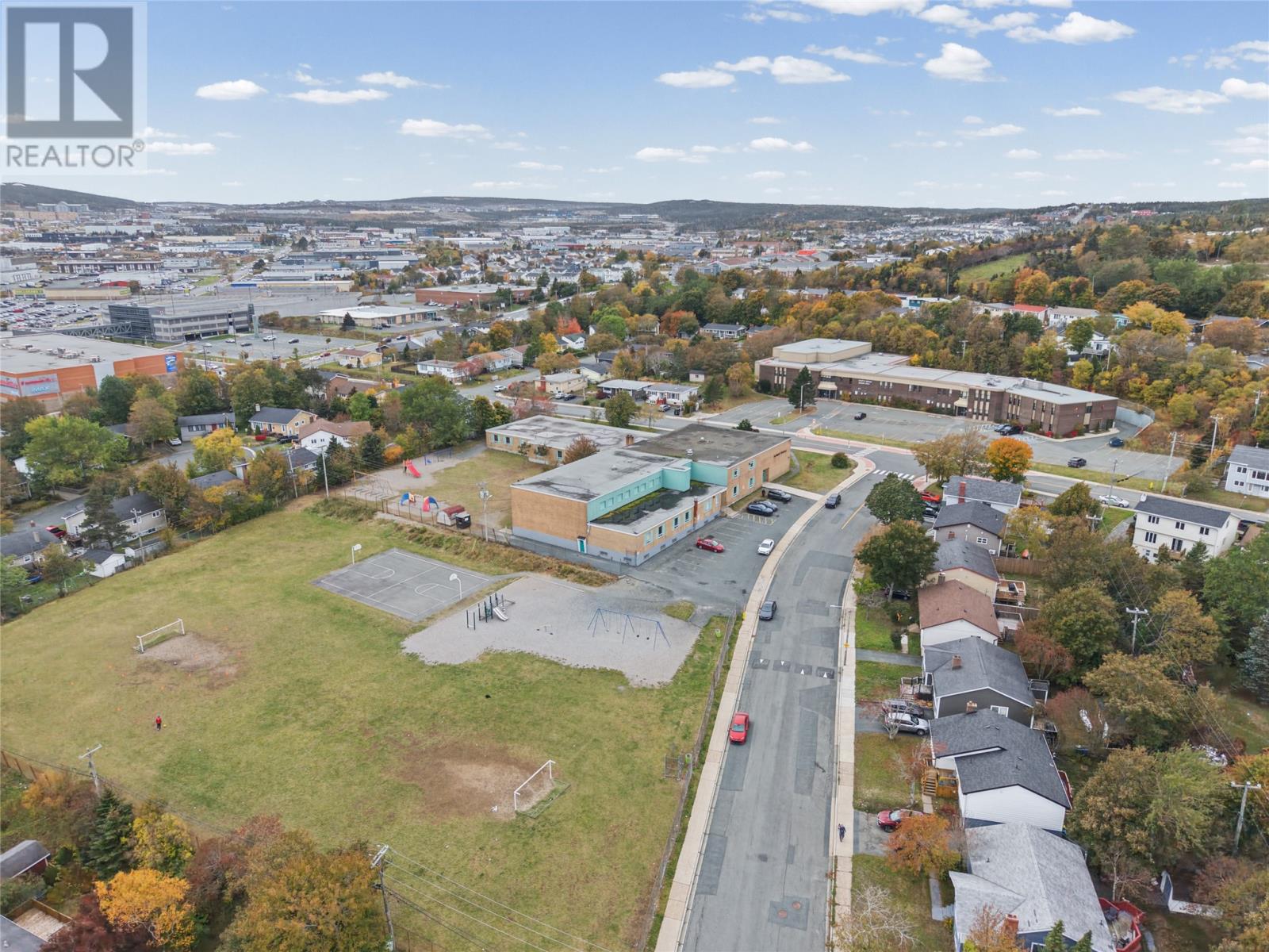 7 Macpherson Avenue, St. John's — photo 47