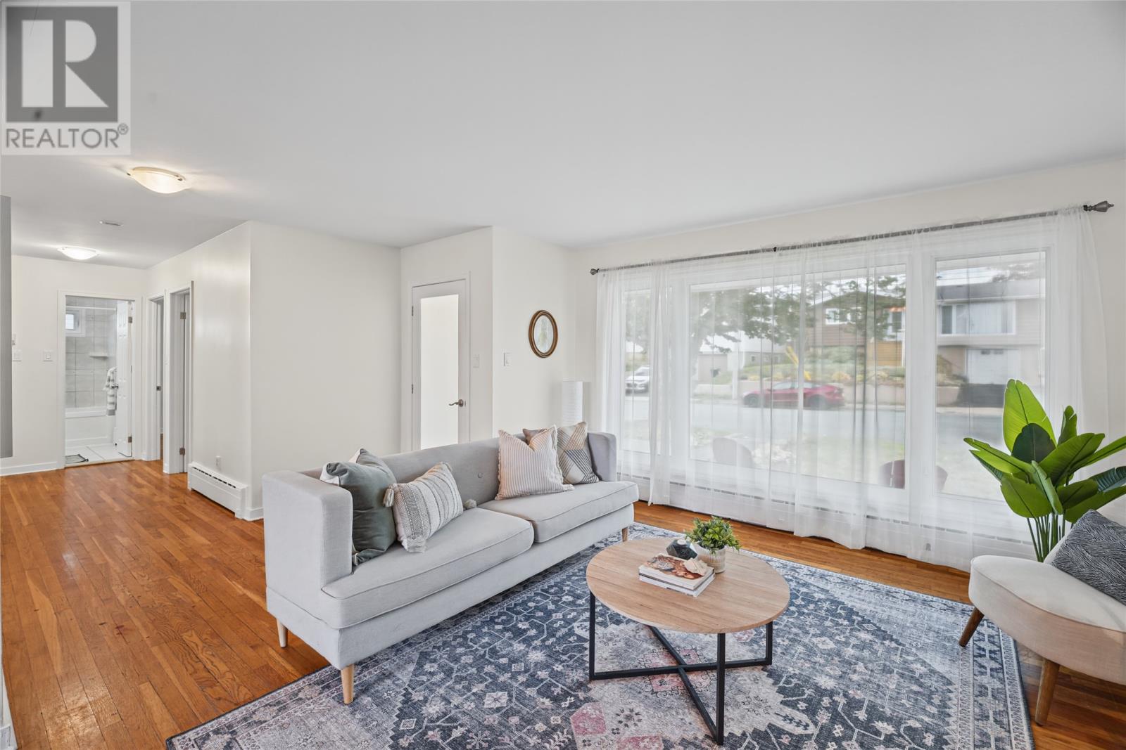7 Macpherson Avenue, St. John's — photo 9