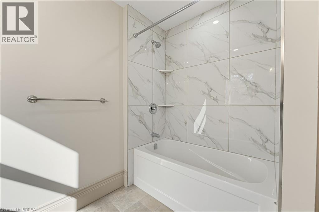 14 Bond Street, Brantford, Ontario  N3R 4G5 - Photo 18 - 40871964