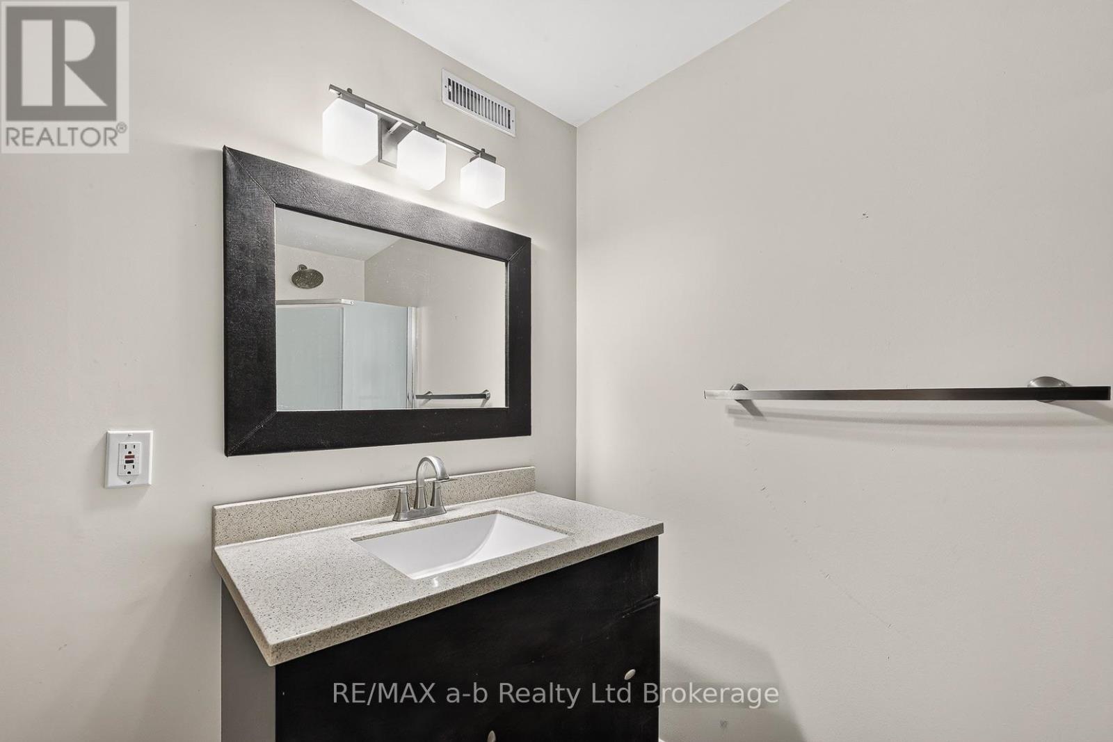 1 Wendy Calder Place, Woodstock, Ontario  N4T 1T4 - Photo 18 - X14105484