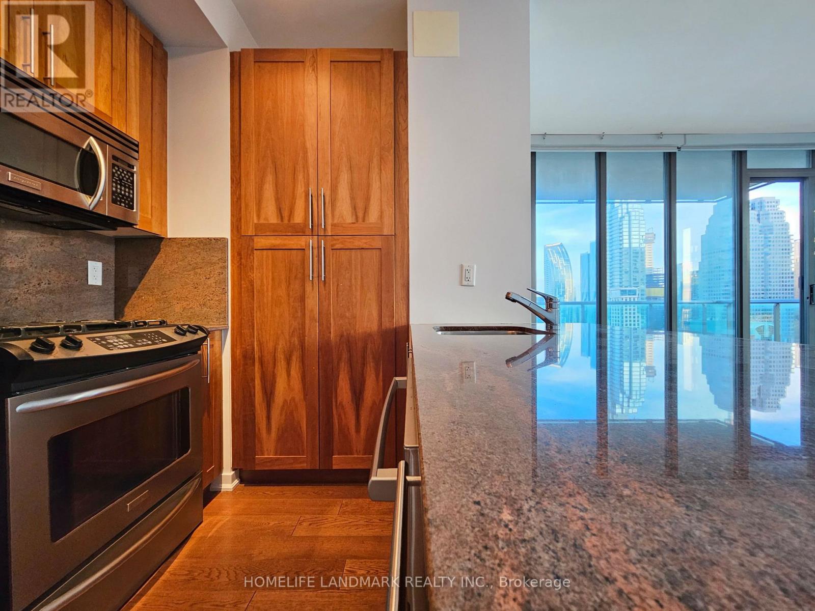 3301 - 33 Lombard Street, Toronto, Ontario  M5C 3H8 - Photo 11 - C14105468