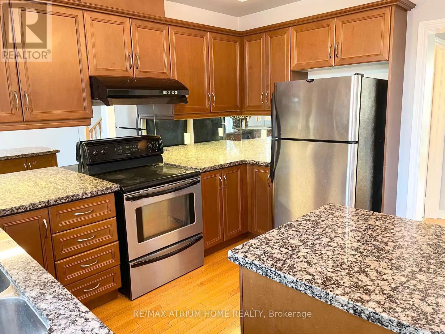 59 Routliffe Lane, Toronto, Ontario  M2N 0A5 - Photo 10 - C14105526