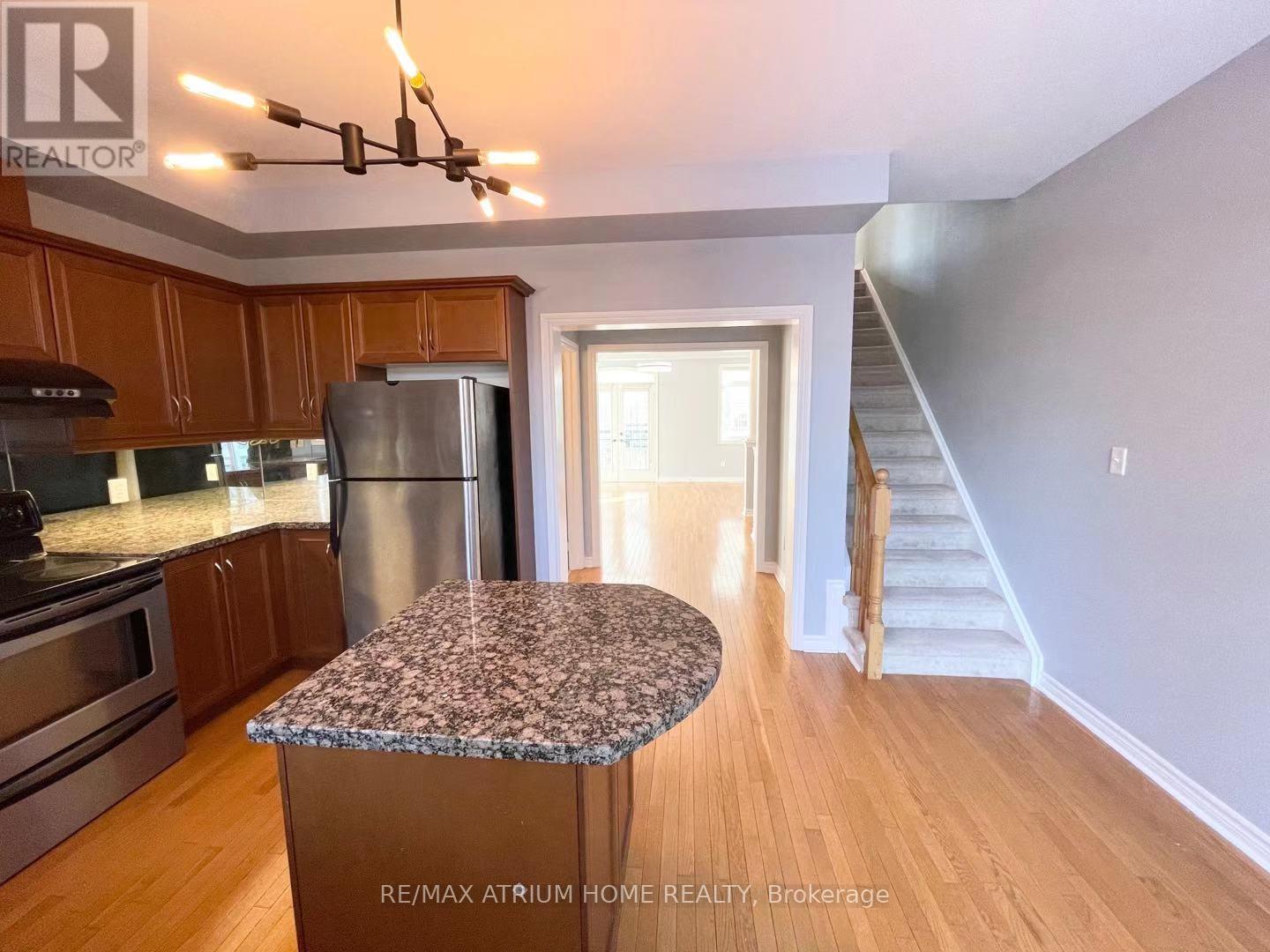 59 Routliffe Lane, Toronto, Ontario  M2N 0A5 - Photo 12 - C14105526