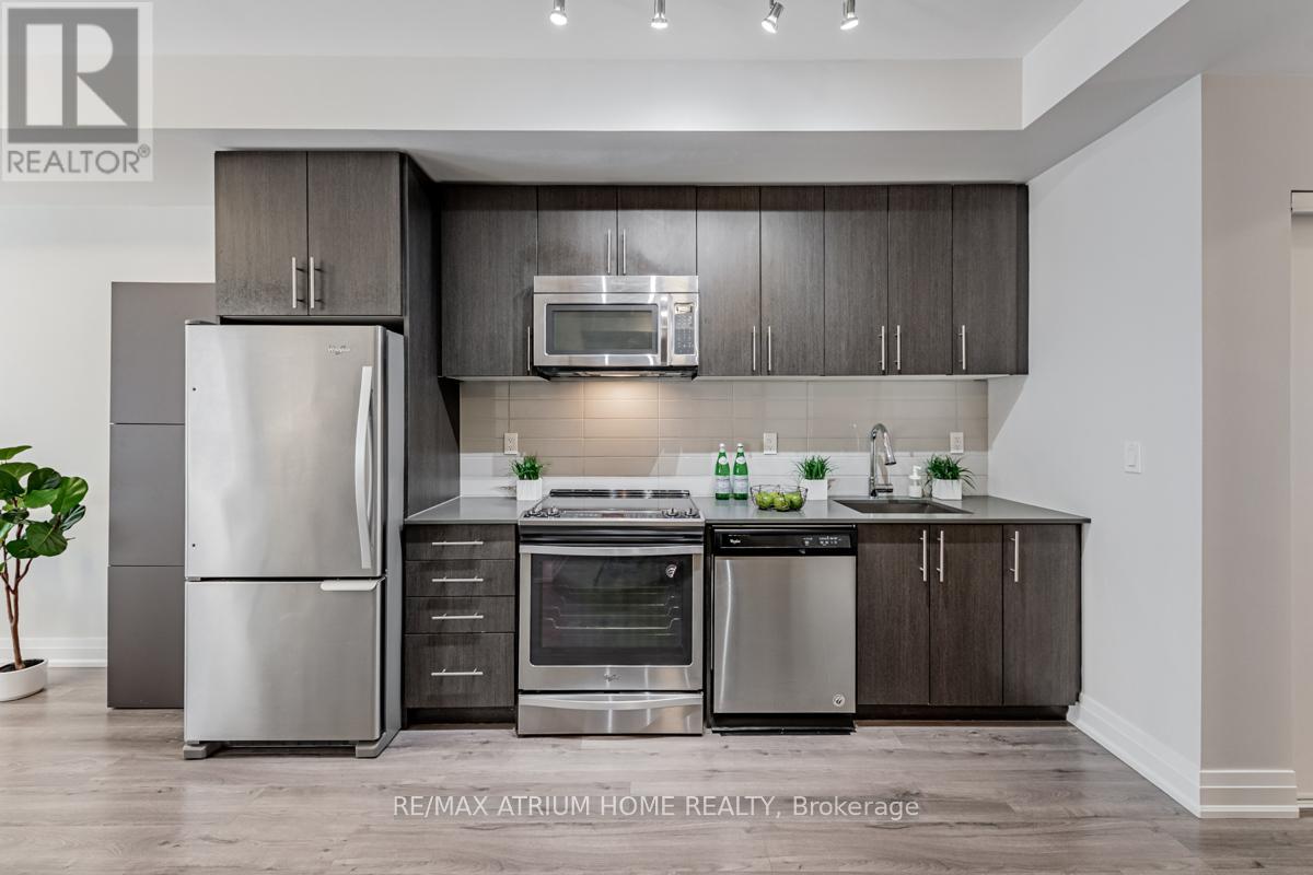 18 - 780 Sheppard Avenue E, Toronto (Bayview Village), Ontario  M2K 0E8 - Photo 3 - C14105536