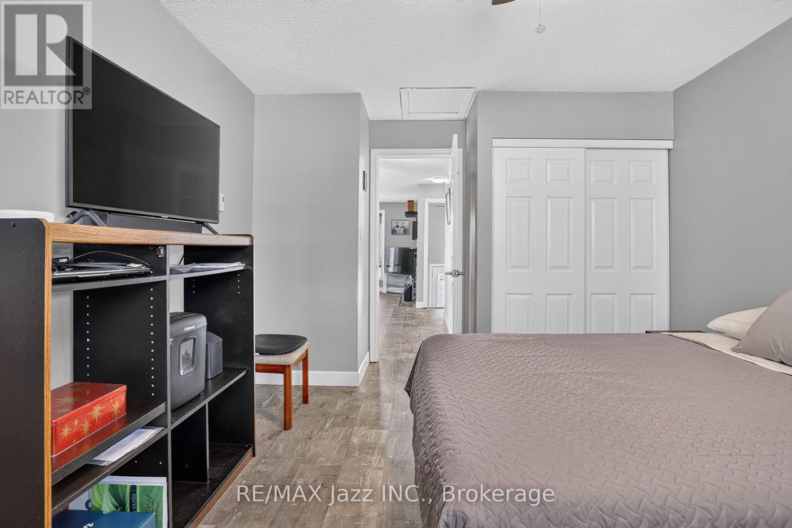 691 Attersley Drive, Oshawa (Pinecrest), Ontario  L1K 1P9 - Photo 15 - E14105498