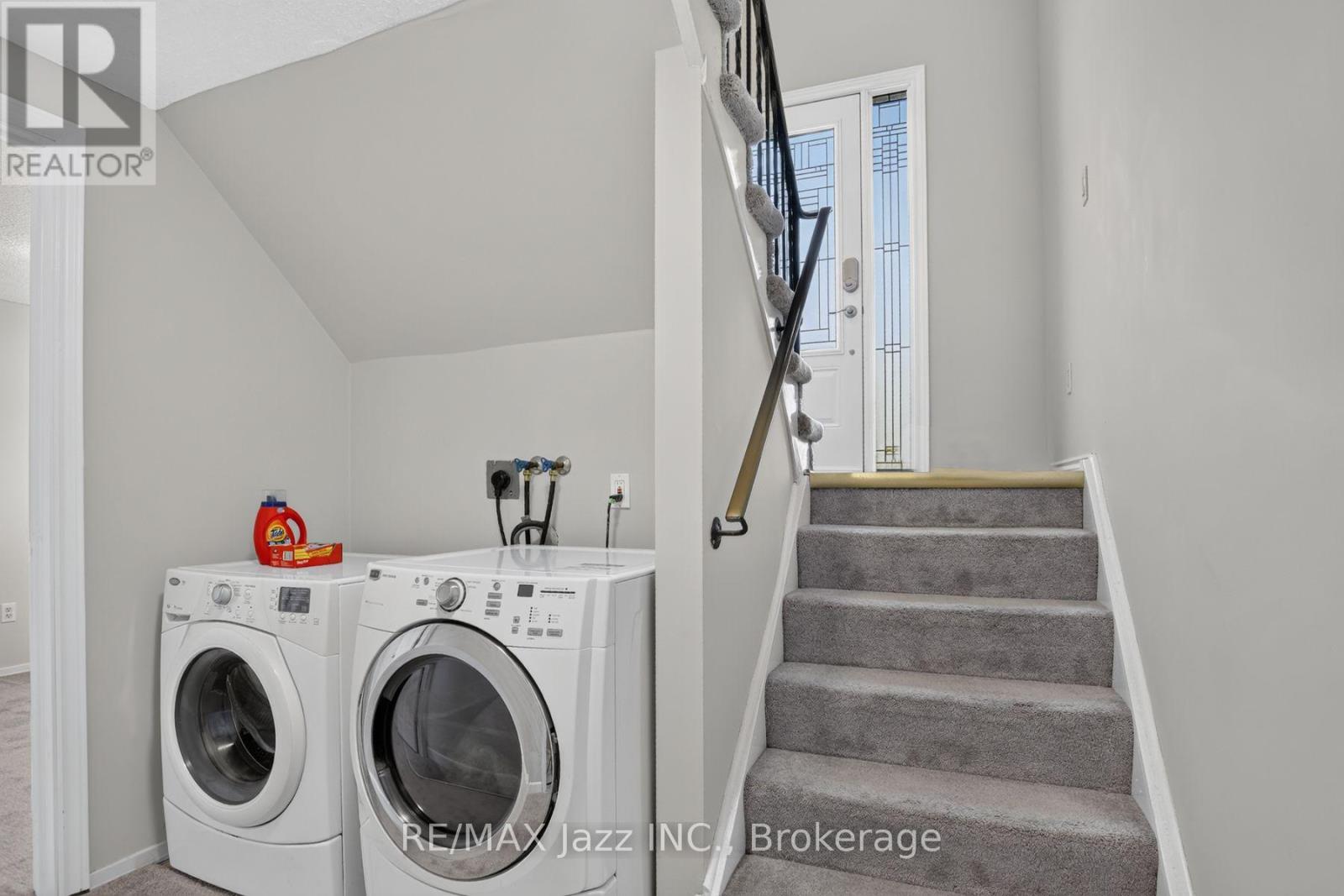 691 Attersley Drive, Oshawa (Pinecrest), Ontario  L1K 1P9 - Photo 17 - E14105498