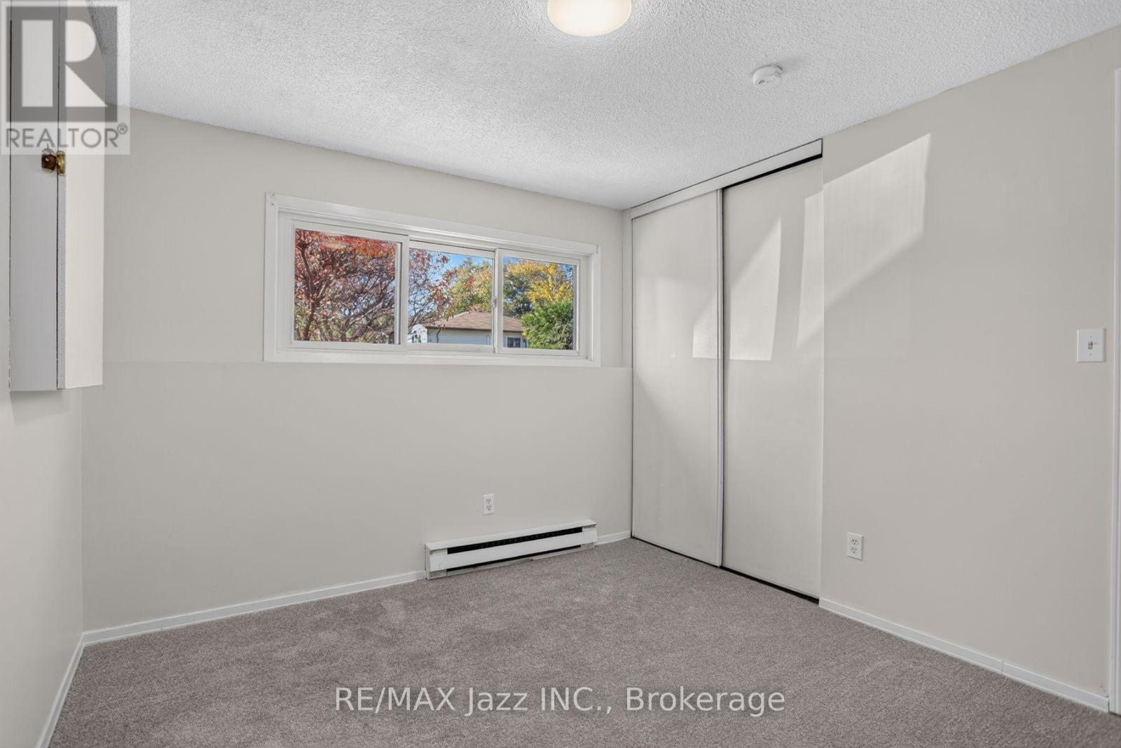 691 Attersley Drive, Oshawa (Pinecrest), Ontario  L1K 1P9 - Photo 19 - E14105498
