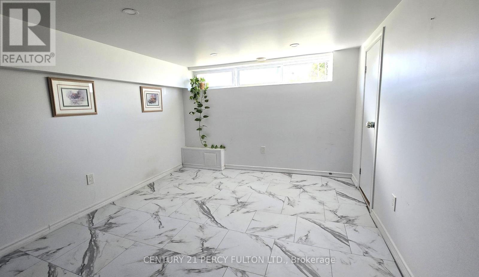 Bsmt - 216 Taylor Mills Drive N, Richmond Hill (Crosby), Ontario  L4C 2T7 - Photo 2 - N14105476