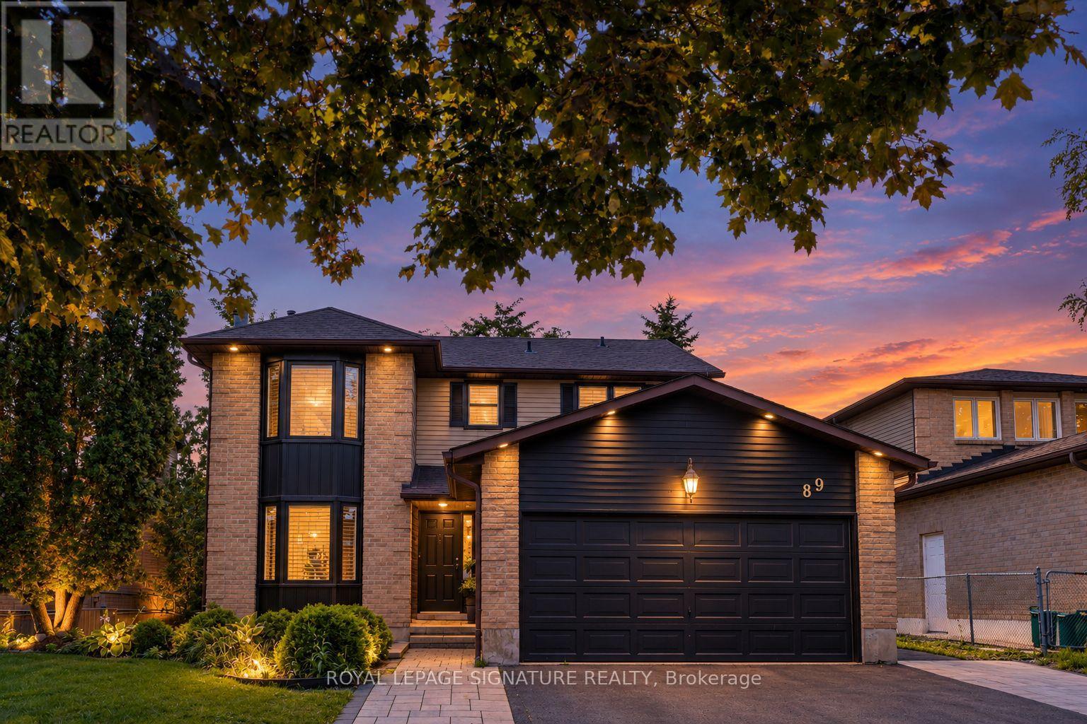89 BATSON DRIVE, aurora (aurora village), Ontario