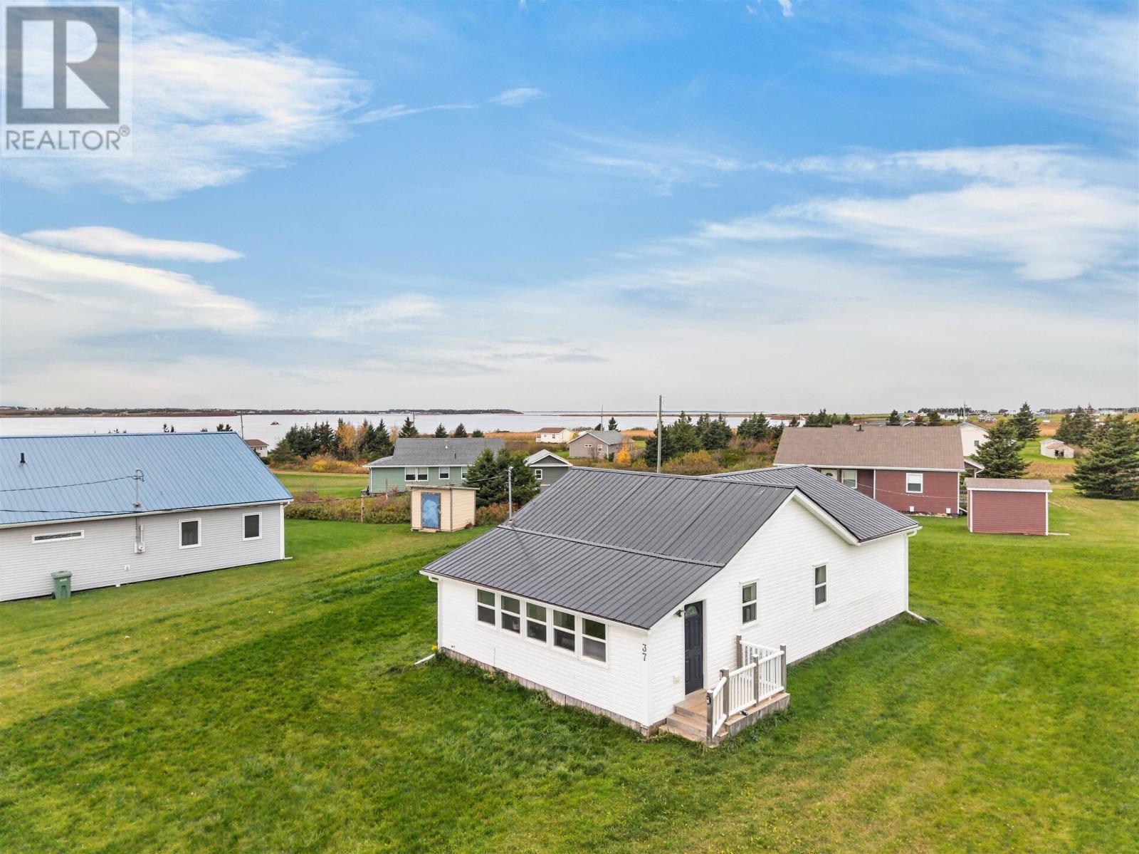 37 Wild Flower Lane, Darnley, Prince Edward Island  C0B 1M0 - Photo 10 - 202625216