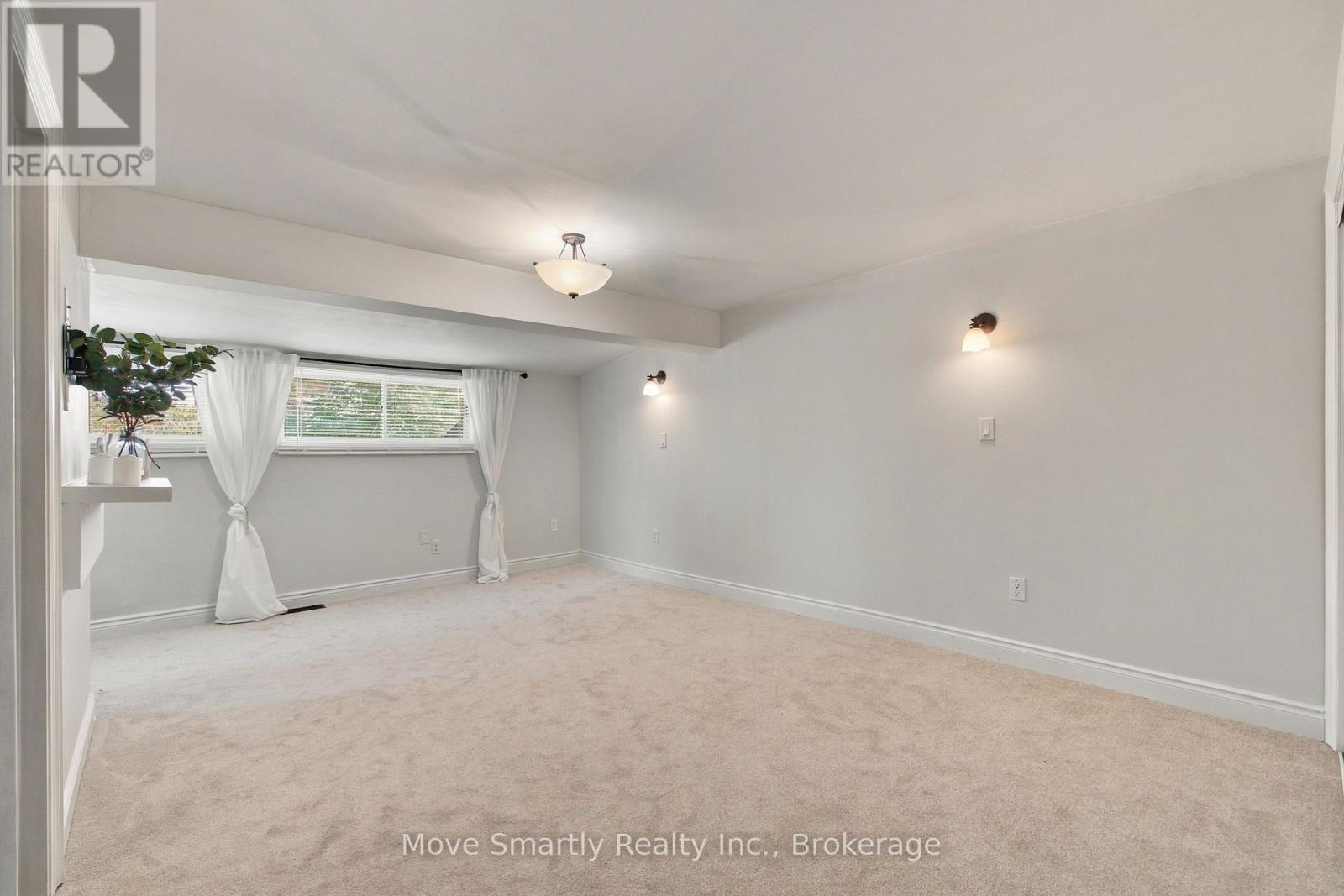 35 Glenridge Road, Barrie (Allandale Heights), Ontario  L4N 2X9 - Photo 19 - S14105520