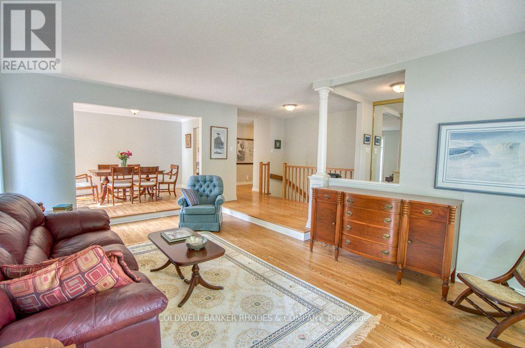 34 Gavin Street, Ottawa, Ontario  K1V 9X3 - Photo 6 - X14105482