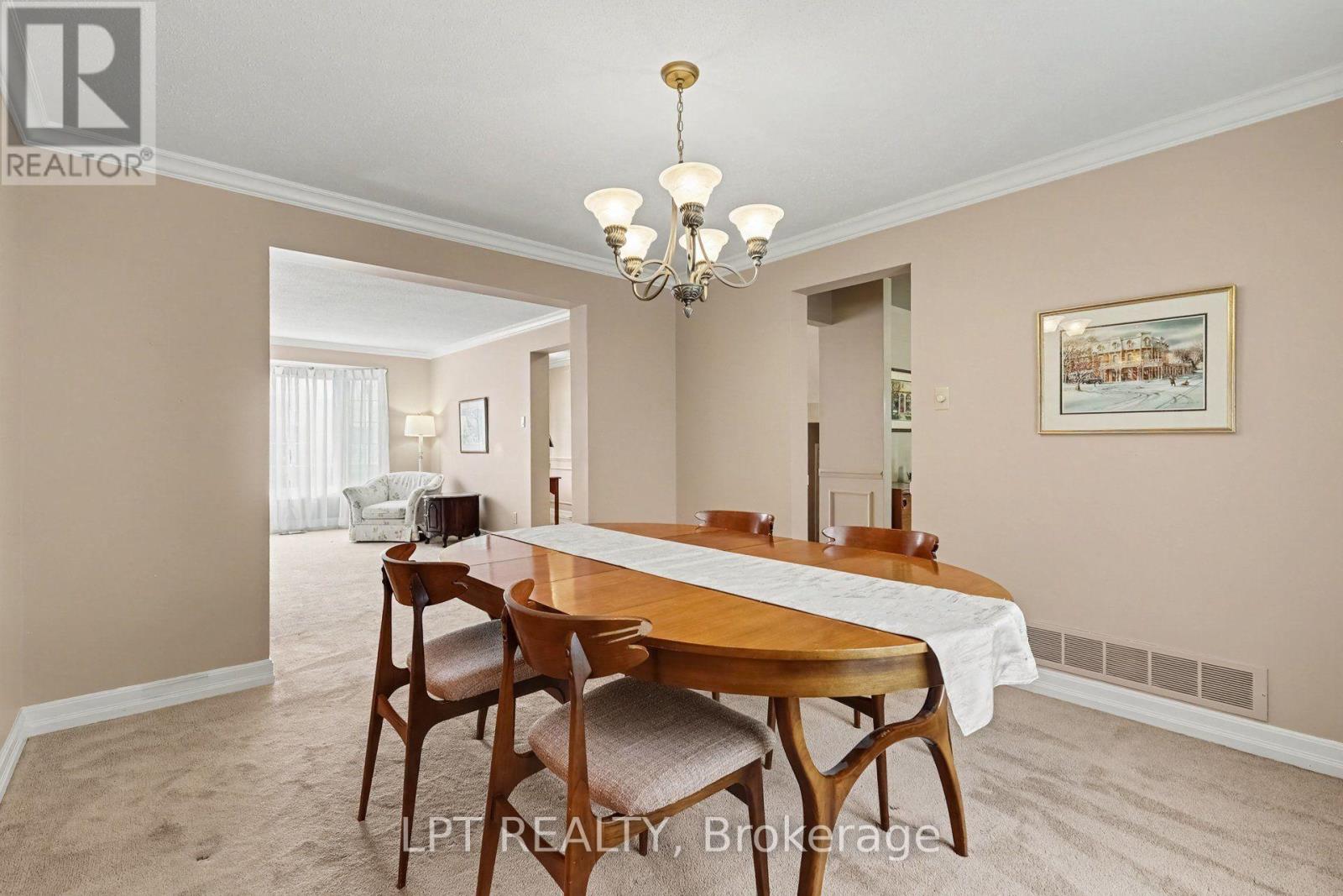 28 Meadow Glade Gardens, Ottawa, Ontario  K2G 5J4 - Photo 13 - X14105540