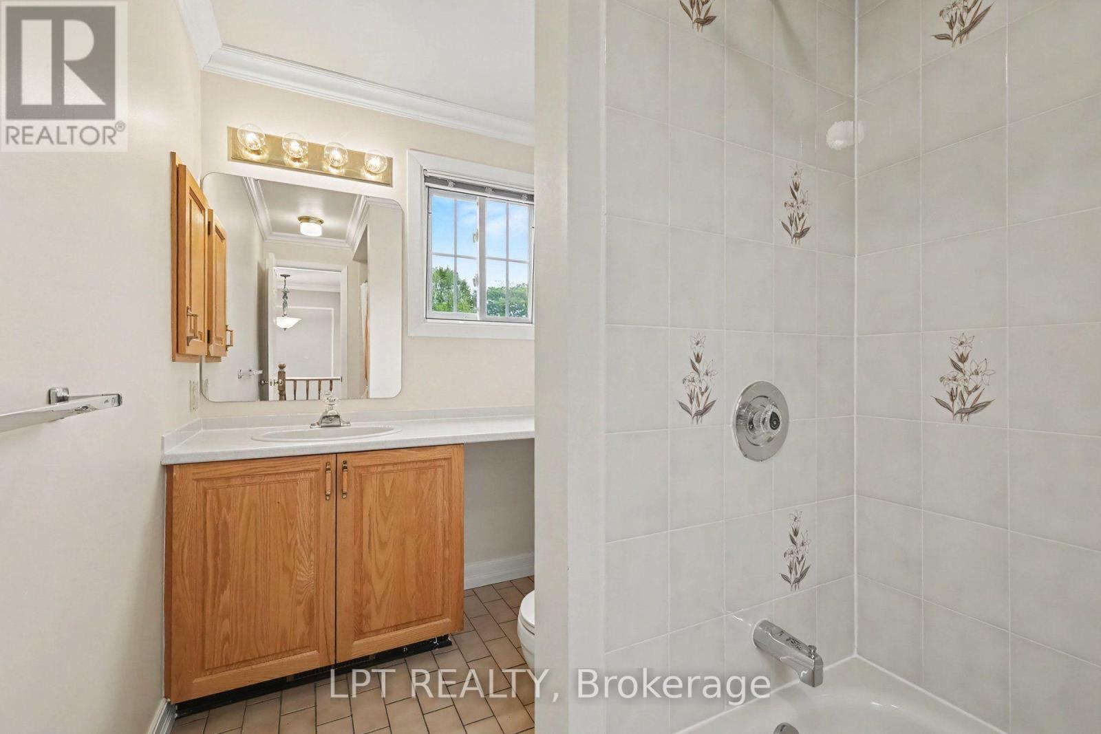 28 Meadow Glade Gardens, Ottawa, Ontario  K2G 5J4 - Photo 29 - X14105540