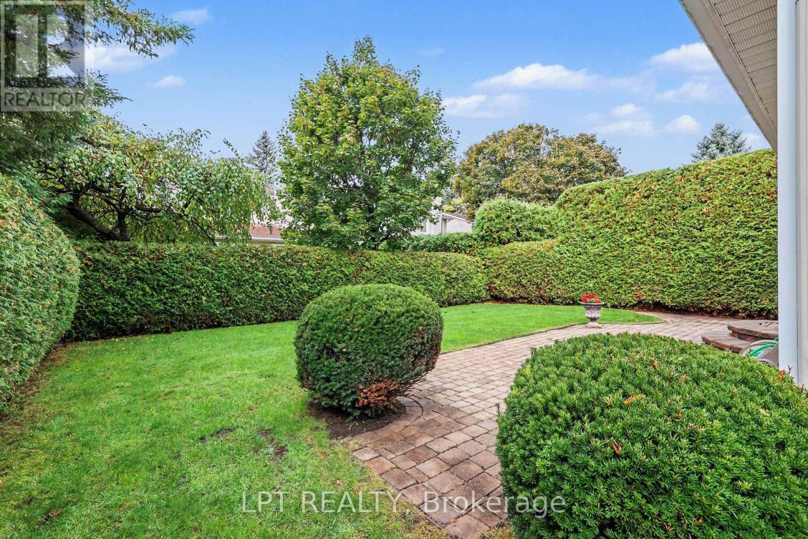 28 Meadow Glade Gardens, Ottawa, Ontario  K2G 5J4 - Photo 32 - X14105540