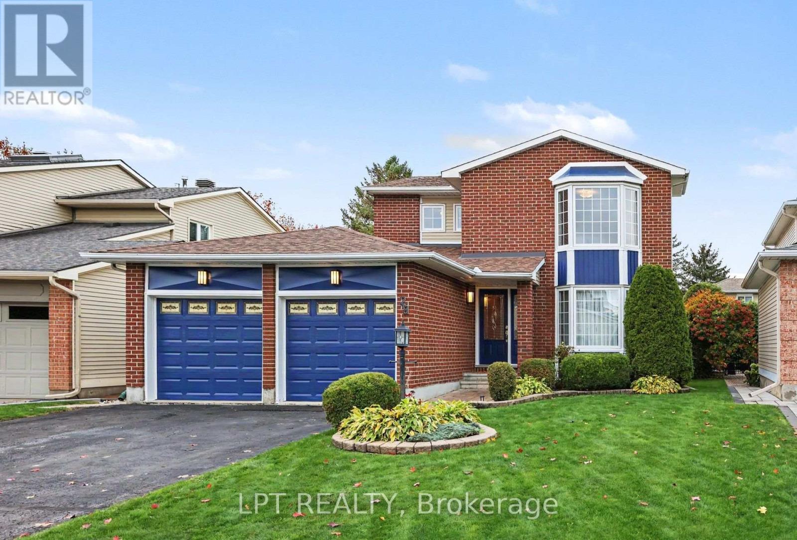 28 Meadow Glade Gardens, Ottawa, Ontario  K2G 5J4 - Photo 4 - X14105540