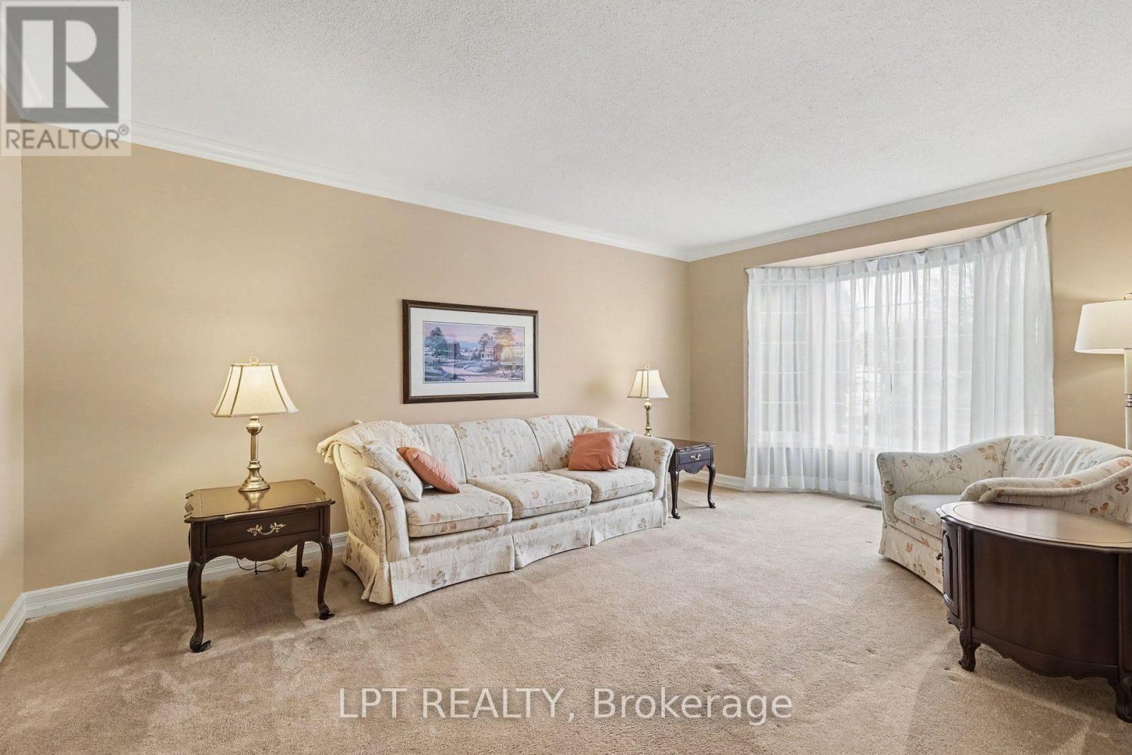 28 Meadow Glade Gardens, Ottawa, Ontario  K2G 5J4 - Photo 8 - X14105540
