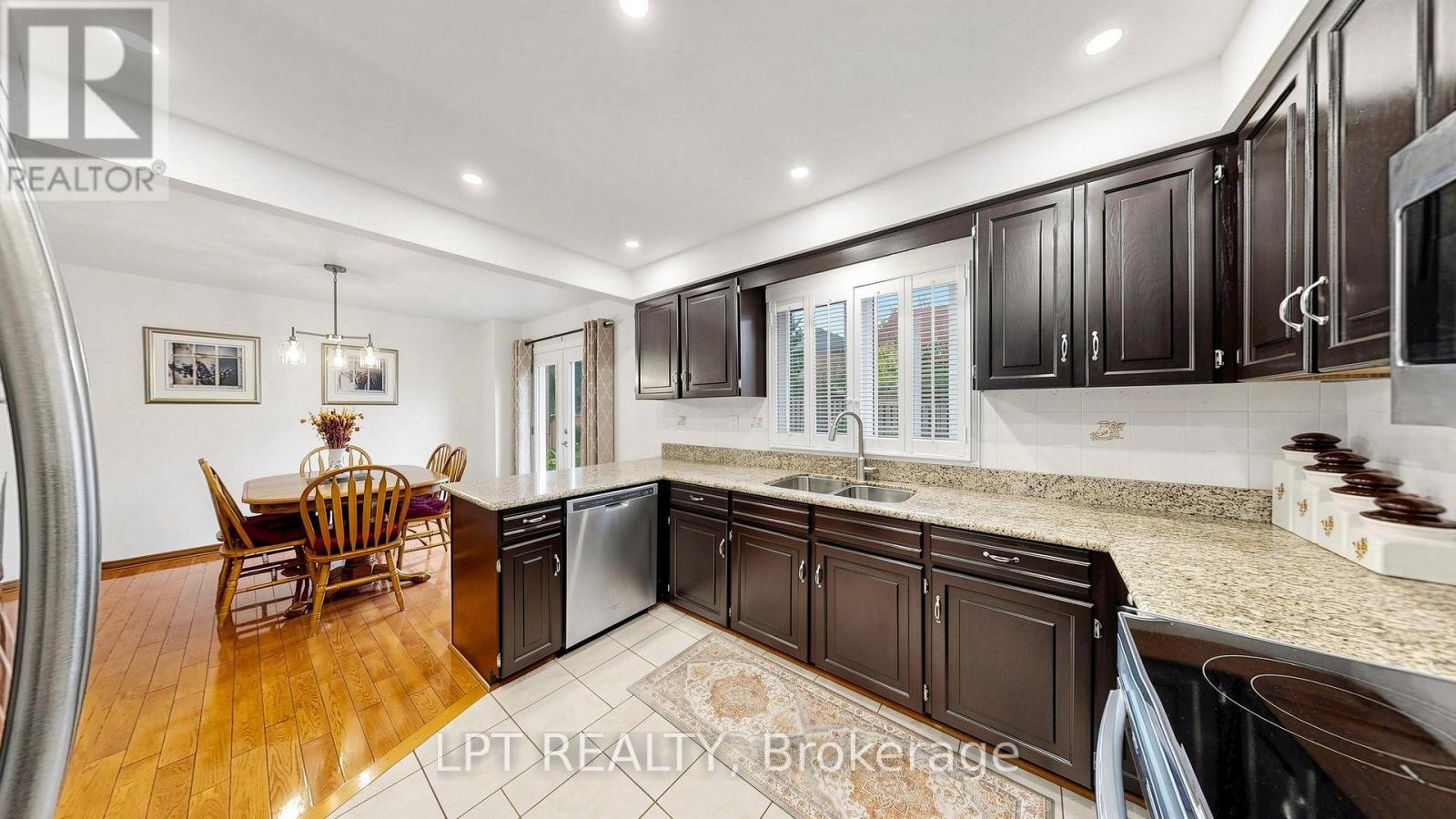 4204 Starlight Crescent, Mississauga (Rathwood), Ontario  L4W 4P9 - Photo 16 - W14105470