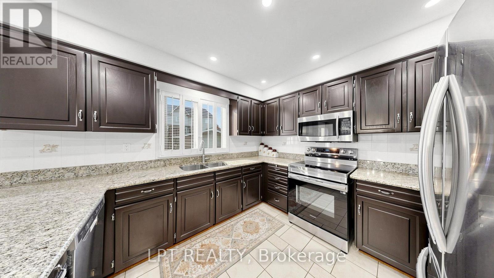 4204 Starlight Crescent, Mississauga (Rathwood), Ontario  L4W 4P9 - Photo 19 - W14105470