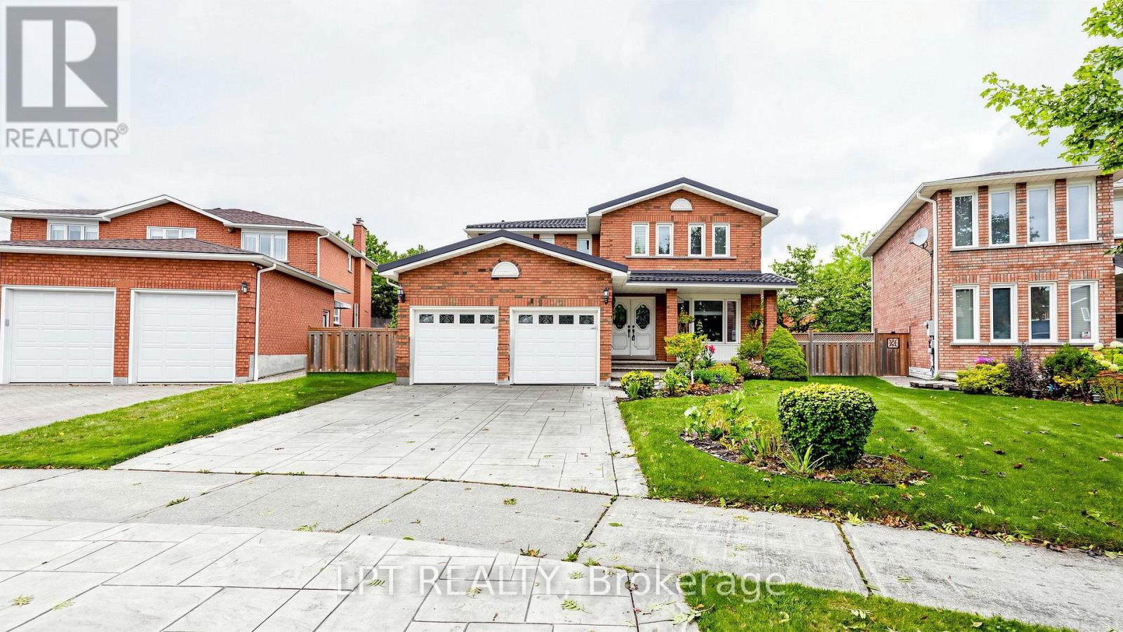 4204 Starlight Crescent, Mississauga (Rathwood), Ontario  L4W 4P9 - Photo 2 - W14105470