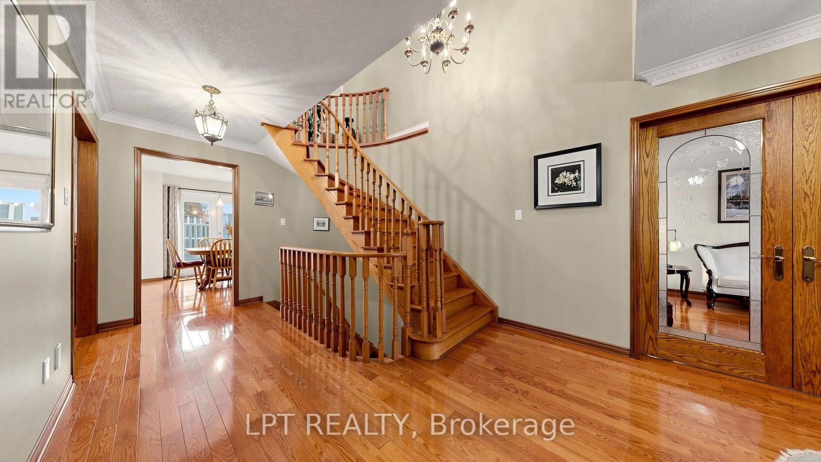 4204 Starlight Crescent, Mississauga (Rathwood), Ontario  L4W 4P9 - Photo 5 - W14105470