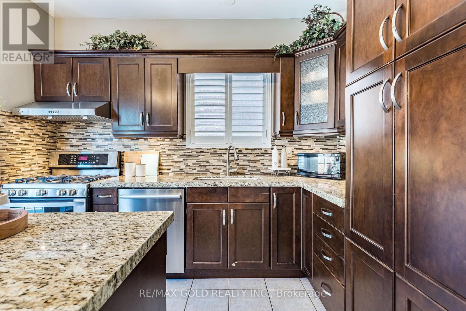 97 Sundridge Street, Brampton (Snelgrove), Ontario  L7A 1J8 - Photo 15 - W14105480