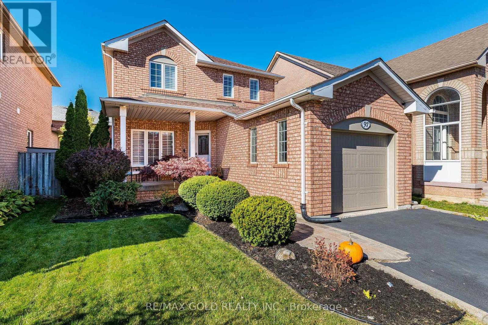 97 Sundridge Street, Brampton (Snelgrove), Ontario  L7A 1J8 - Photo 3 - W14105480