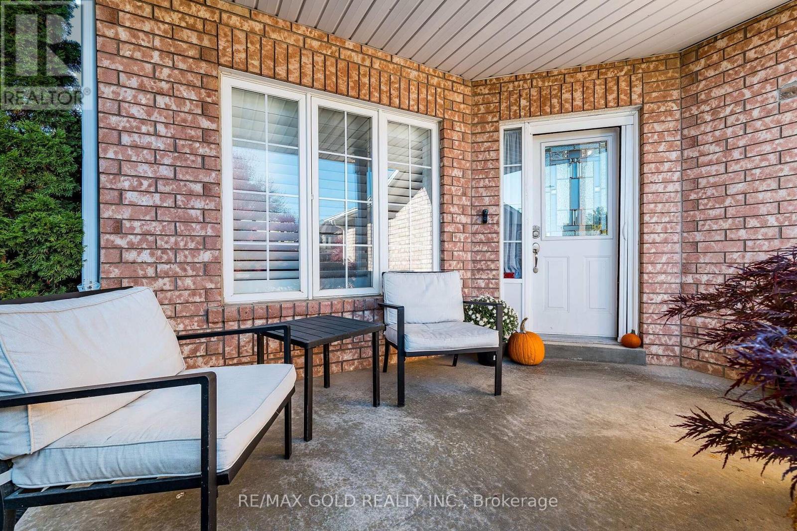 97 Sundridge Street, Brampton (Snelgrove), Ontario  L7A 1J8 - Photo 6 - W14105480