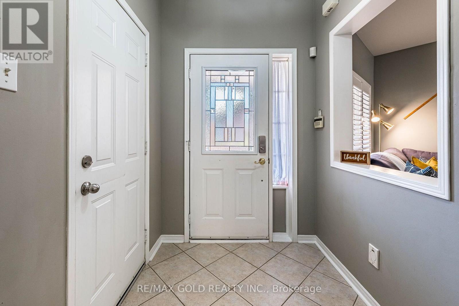 97 Sundridge Street, Brampton (Snelgrove), Ontario  L7A 1J8 - Photo 8 - W14105480