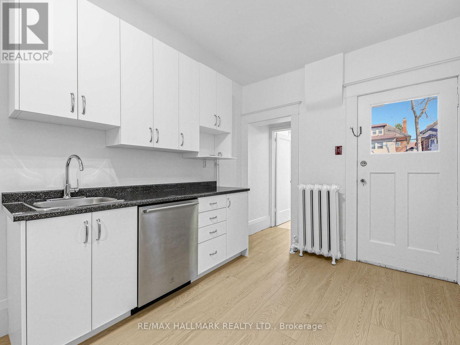 1 - 43 Highview Crescent, Toronto (Corso Italia-Davenport), Ontario  M6H 2Y3 - Photo 12 - W14105486