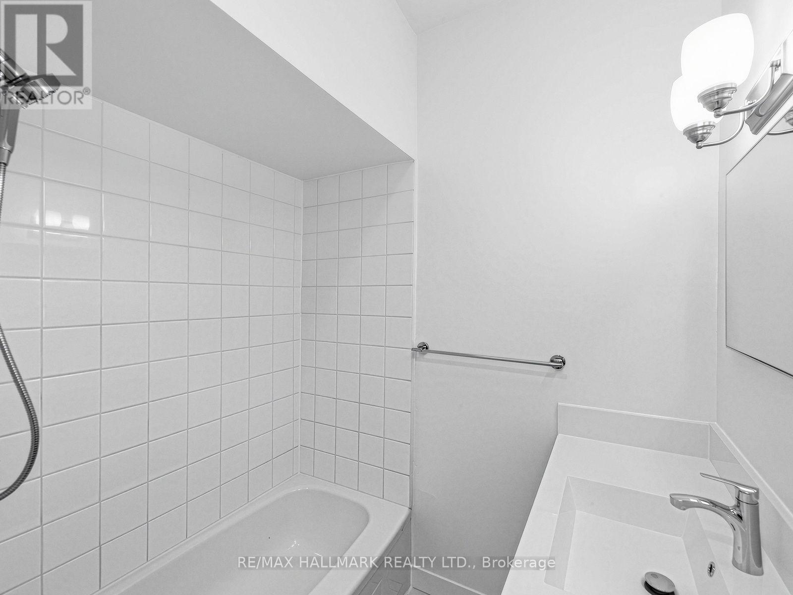 1 - 43 Highview Crescent, Toronto (Corso Italia-Davenport), Ontario  M6H 2Y3 - Photo 22 - W14105486