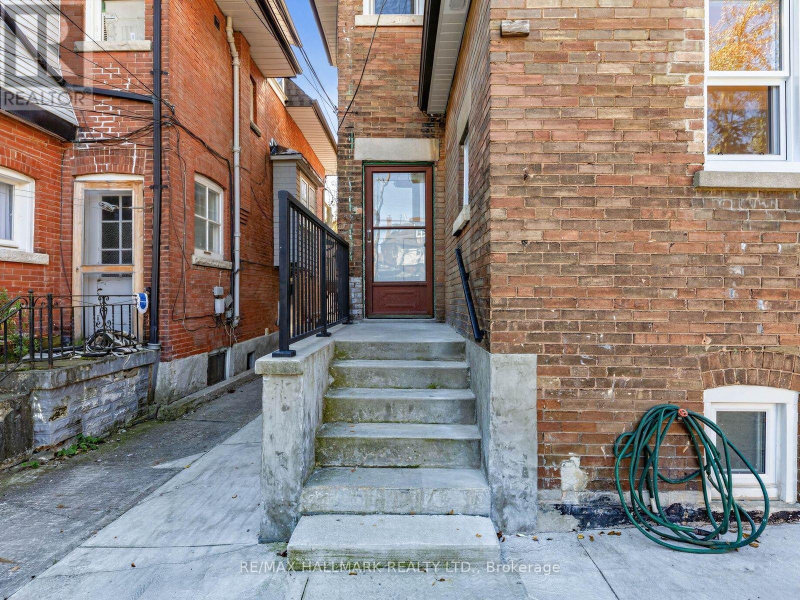 1 - 43 Highview Crescent, Toronto (Corso Italia-Davenport), Ontario  M6H 2Y3 - Photo 27 - W14105486