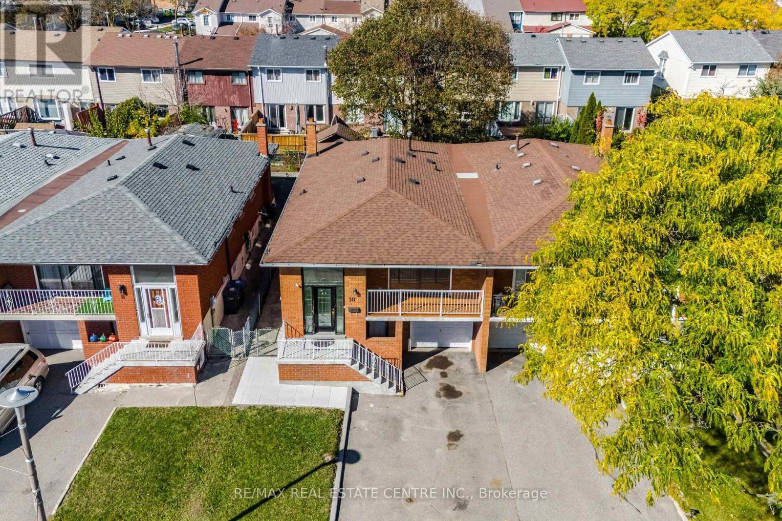 10 Major Oaks Drive, Brampton (Madoc), Ontario  L6V 3K2 - Photo 2 - W14105492