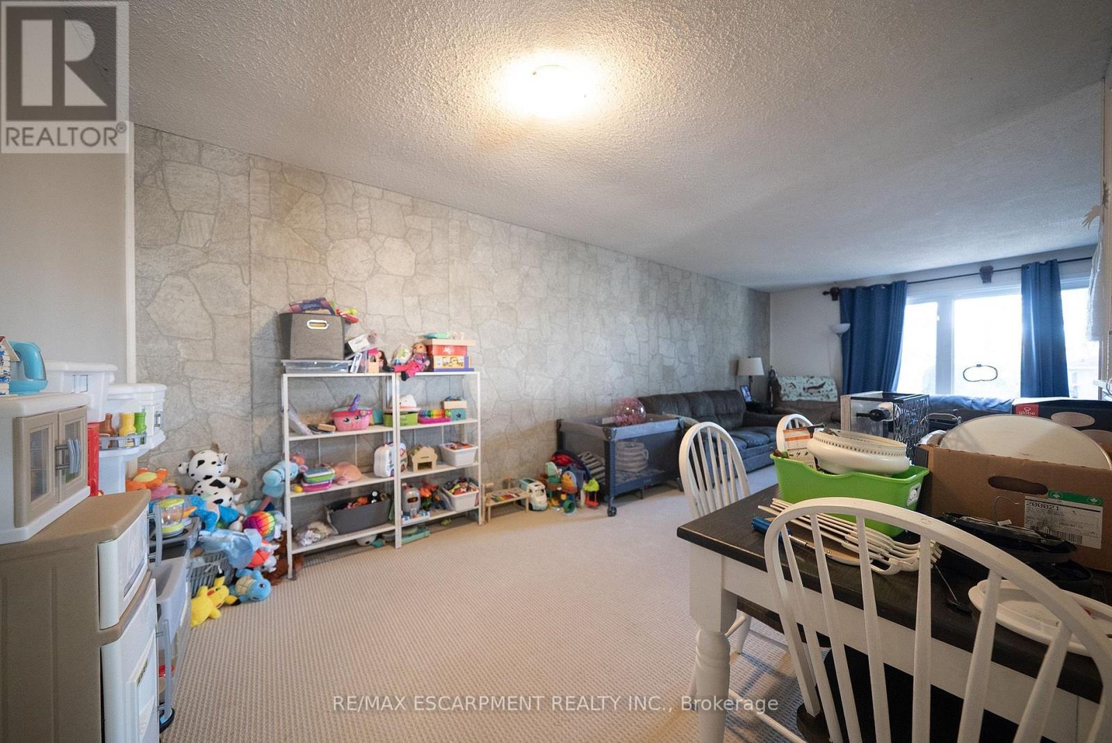 121 Ashgrove Avenue, Brantford, Ontario  N3R 6E8 - Photo 7 - X14105562