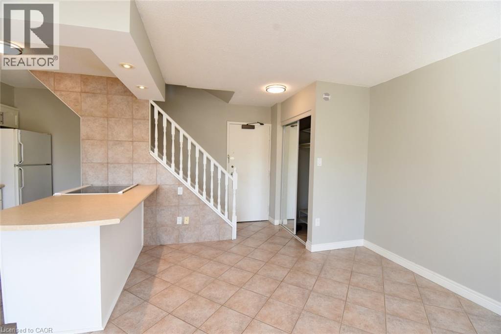 10 John Street Unit# 411, Dundas, Ontario  L9H 1V4 - Photo 4 - 40872475