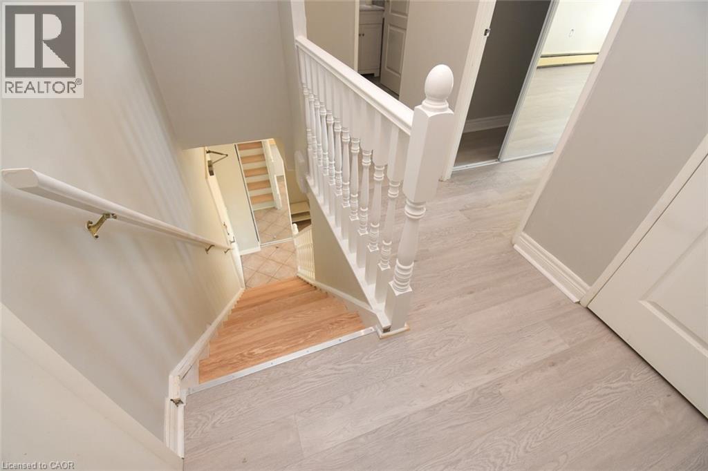 10 John Street Unit# 411, Dundas, Ontario  L9H 1V4 - Photo 9 - 40872475