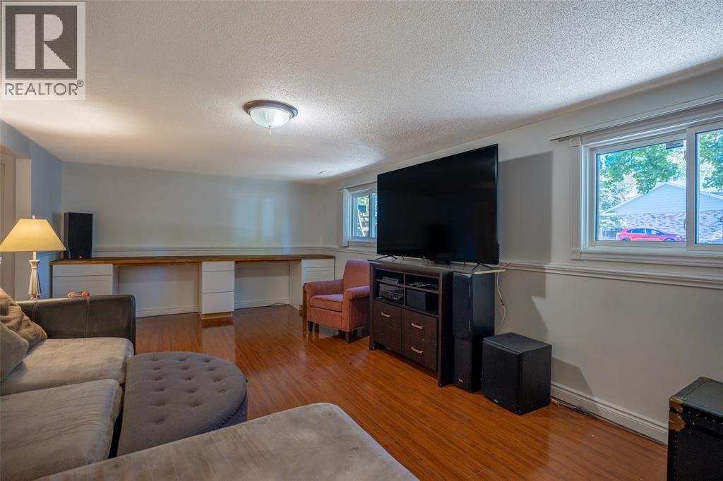 477 Treewood Crescent, Sarnia, Ontario  N7S 5B2 - Photo 17 - 26025823
