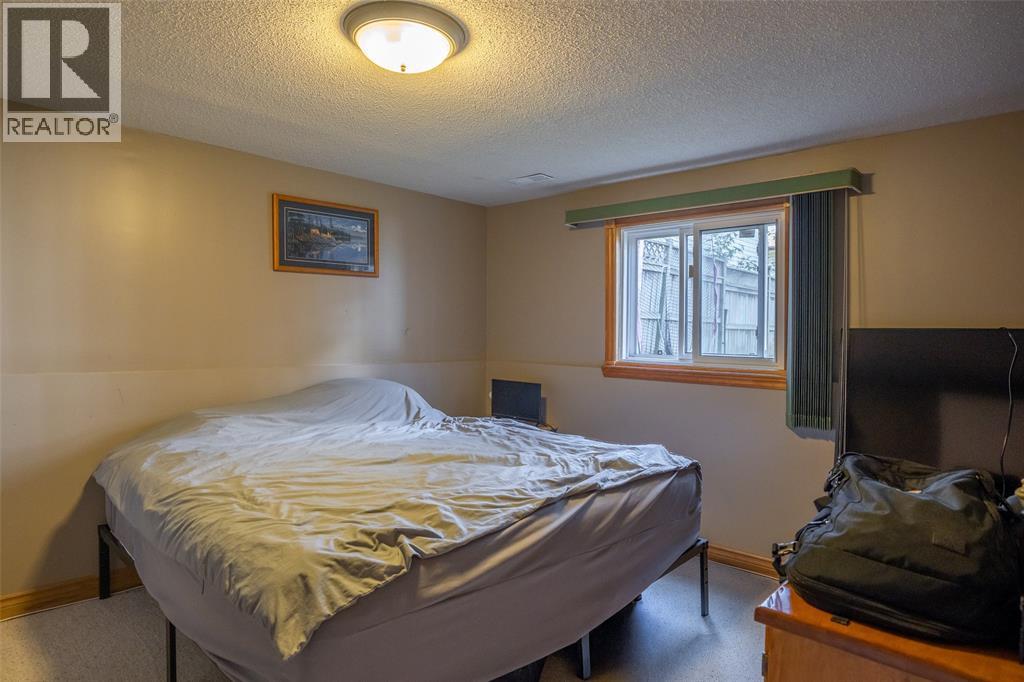 477 Treewood Crescent, Sarnia, Ontario  N7S 5B2 - Photo 19 - 26025823