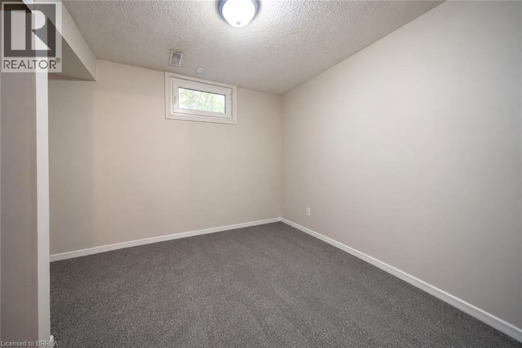 121 Ashgrove Avenue, Brantford, Ontario  N3R 6E8 - Photo 20 - 40872656