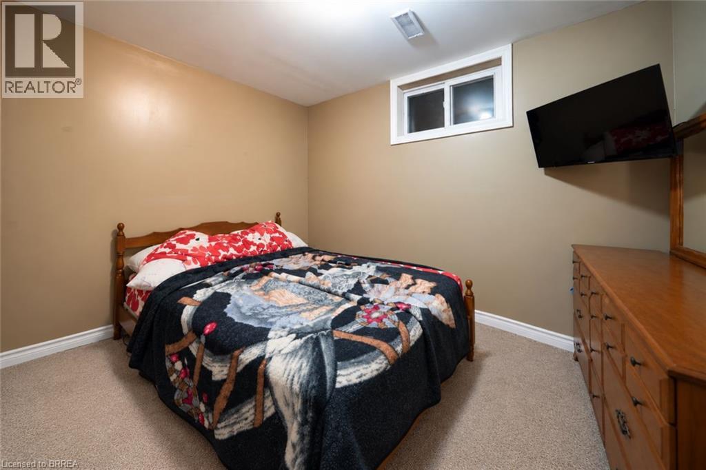 121 Ashgrove Avenue, Brantford, Ontario  N3R 6E8 - Photo 22 - 40872656