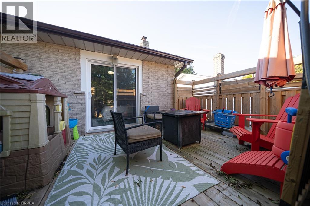 121 Ashgrove Avenue, Brantford, Ontario  N3R 6E8 - Photo 23 - 40872656