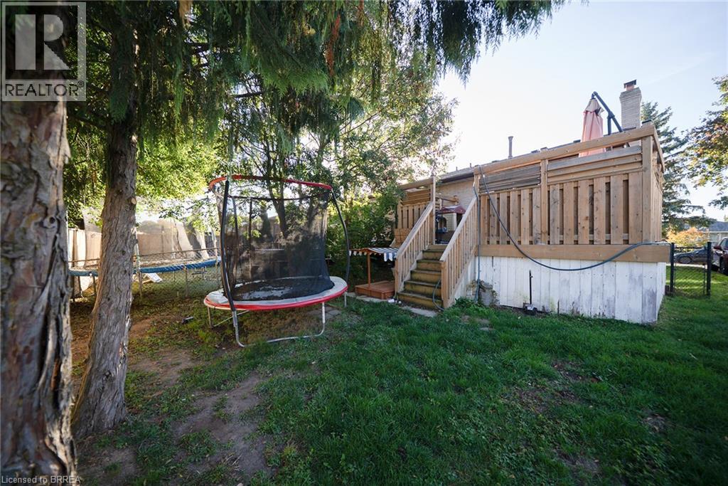 121 Ashgrove Avenue, Brantford, Ontario  N3R 6E8 - Photo 25 - 40872656