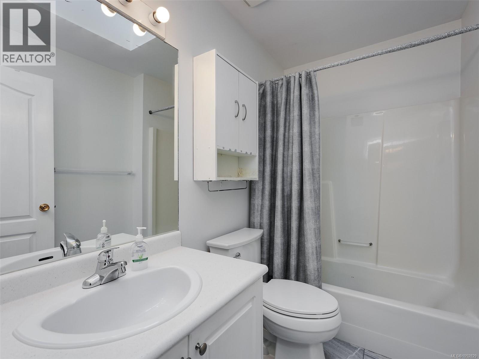 2727 Grosvenor Rd