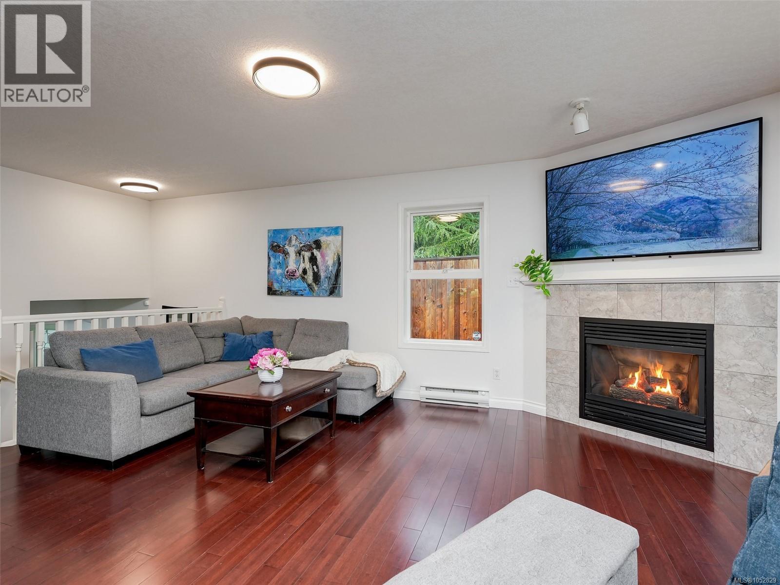 2727 Grosvenor Rd