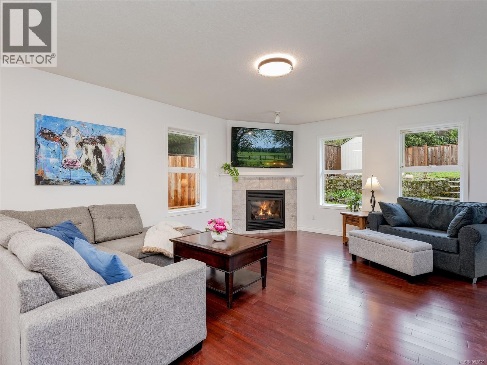 2727 Grosvenor Rd