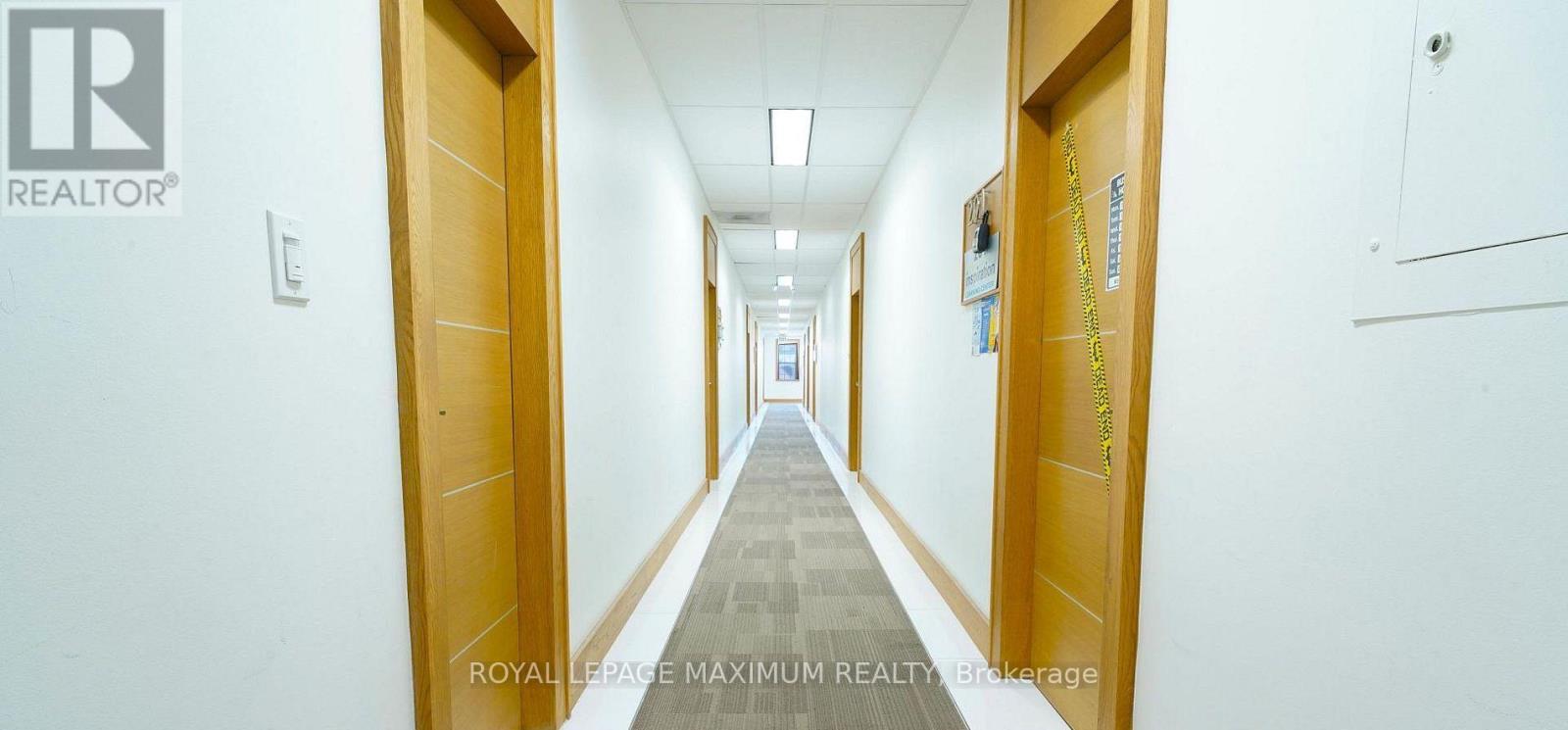 201 - 15260 Yonge Street, Aurora, Ontario  L4G 1N4 - Photo 15 - N14105560